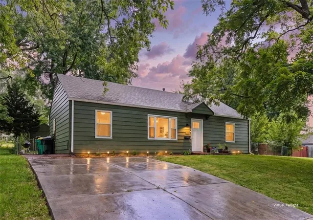 2nd image of 2541 Highland Dr, Kansas City, KS 66106 | MLS# 2637217