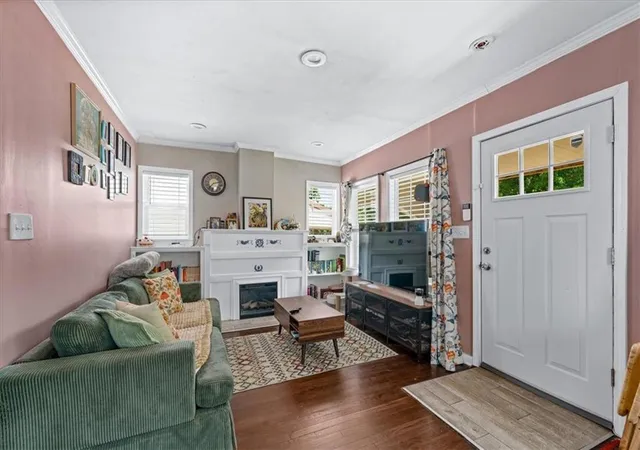 Photo 3 of Sale Pending at 1316 E 62nd Street, Kansas City, MO 64110 | MLS# 2637244 | Listing updated on 2026-08-24