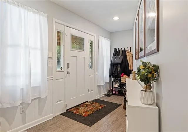 Photo 3 of Sale Pending at 5729 Parallel Pkwy, Kansas City, KS 66104 | MLS# 2637251 | Listing updated on 2026-09-03