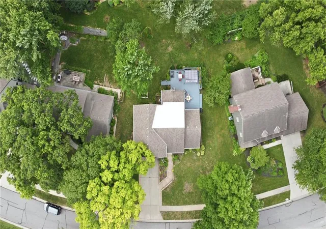 4th image of 12823 W 82Nd St, Lenexa, KS 66215 | MLS# 2637262