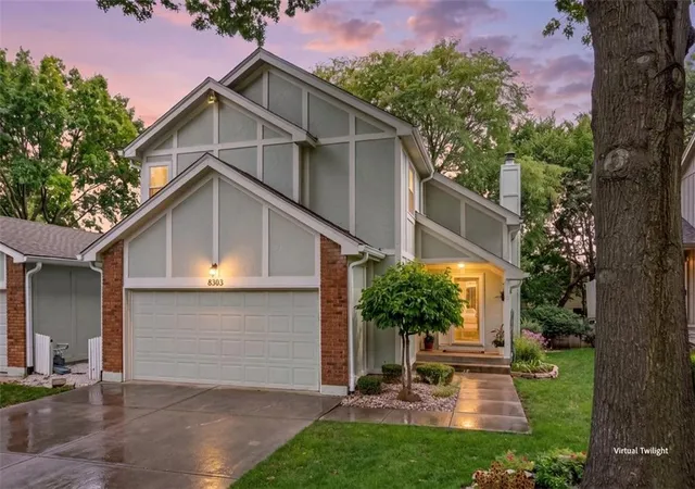 1st image of 8303 W 121st St, Overland Park, KS 66213 | MLS# 2637268