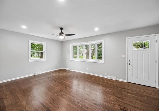 Photo 3 of Single family home for sale at 3741 N Brighton Ave, Kansas City, MO 64117 | MLS# 2637286 | Listing updated on 2026-08-29