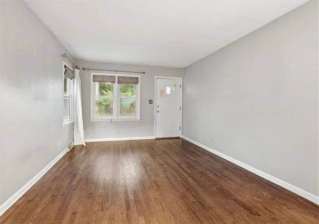 Photo 3 of Single family home for sale at 7934 Main St, Kansas City, MO 64114 | MLS# 2637294 | Listing updated on 2026-10-30