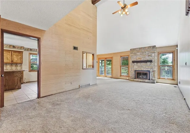 image of 8038 Monrovia St, Lenexa, KS 66215 | MLS# 2637297