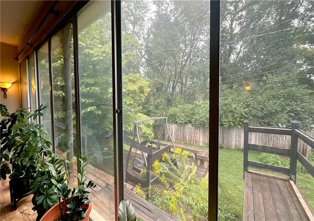 Photo 4 of Sale Pending at 10405 Baltimore Ave, Kansas City, MO 64114 | MLS# 2637309 | Listing updated on 2026-09-23