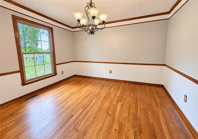 Single family home for sale at 1313 NW Porter Dr, Blue Springs, MO 64015 | MLS# 2637323 | Listing updated on 2026-10-08