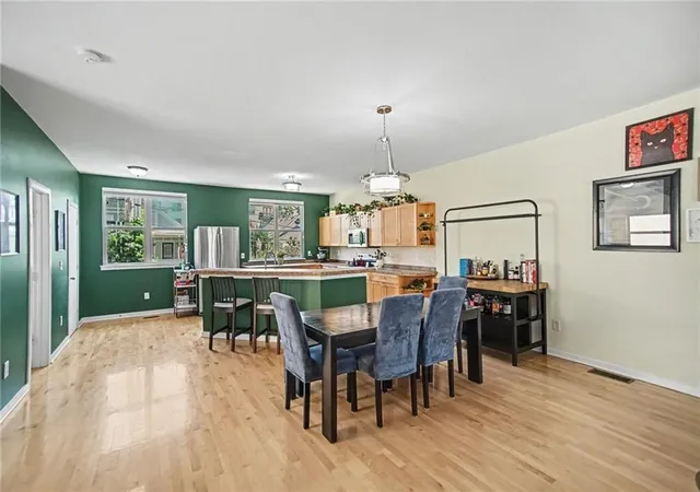 Photo 3 of Condo for sale at 4561 Madison Ave, Kansas City, MO 64111 | MLS# 2637330 | Listing updated on 2026-10-05