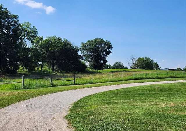 36th image of 28200 S Grand River Rd, Freeman, MO 64746 | MLS# 2637332