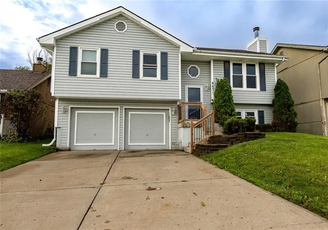 1st image of 8631 Ne 110th St, Kansas City, MO 64157 | MLS# 2637339