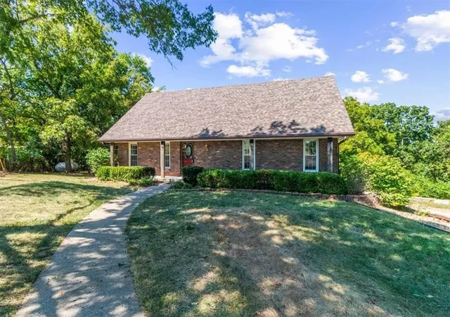 Single family home for sale at 6820 S Hillside School Rd, Oak Grove, MO 64075 | MLS# 2637343