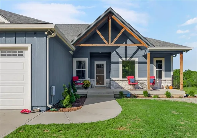 Photo 2 of Single family home for sale at 11606 E 355th Street, Drexel, MO 64742 | MLS# 2637346 | Listing updated on 2026-09-23