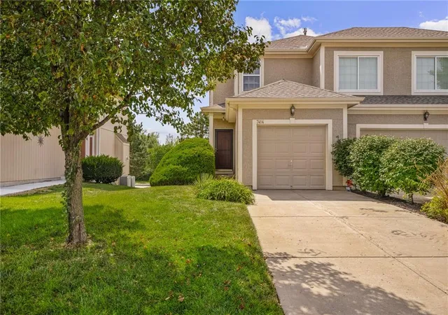 1st image of 7414 Mccoy St, Shawnee, KS 66227 | MLS# 2637351