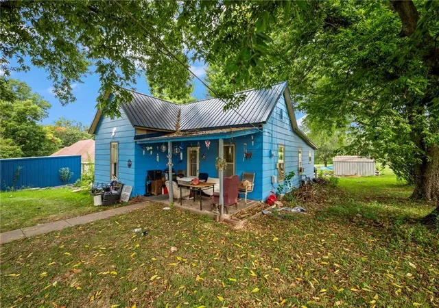 Photo 1 of Single family home for sale at 714 W 6th Street, Carrollton, MO 64633 | MLS# 2637383 | Listing updated on 2026-08-28