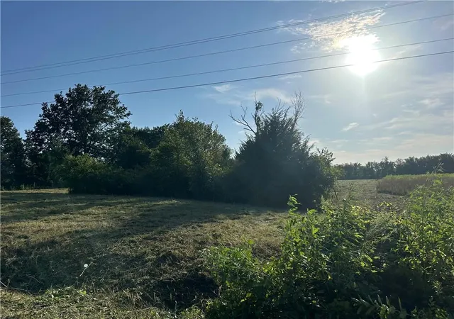 2nd image of S Deer Run Rd, Peculiar, MO 64078 | MLS# 2637398
