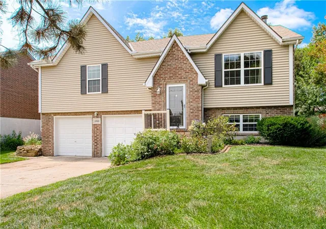 37th image of 13822 S Acuff St, Olathe, KS 66062 | MLS# 2637401