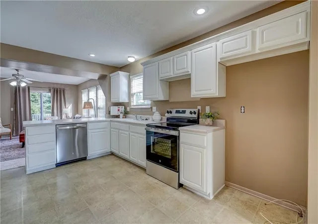 Photo 3 of Sale Pending at 9739 N Lewis Ave, Kansas City, MO 64157 | MLS# 2637409 | Listing updated on 2026-08-29