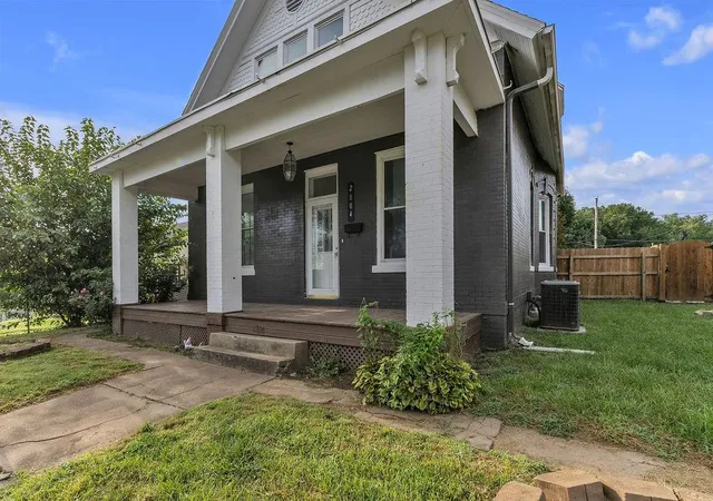 2nd image of 2804 Penn St, Saint Joseph, MO 64507 | MLS# 2637410
