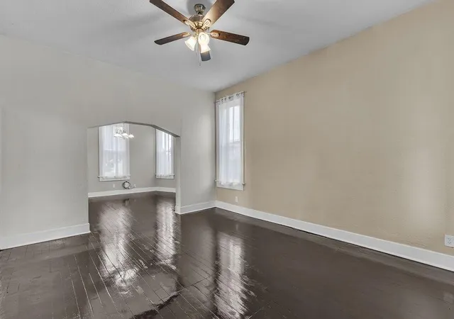 Photo 3 of Sale Pending at 2804 Penn St, Saint Joseph, MO 64507 | MLS# 2637410 | Listing updated on 2026-08-21