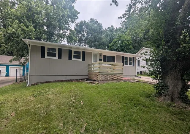 Photo 3 of Single family home for sale at 8602 E 91st Terrace, Kansas City, MO 64138 | MLS# 2637412 | Listing updated on 2026-08-23