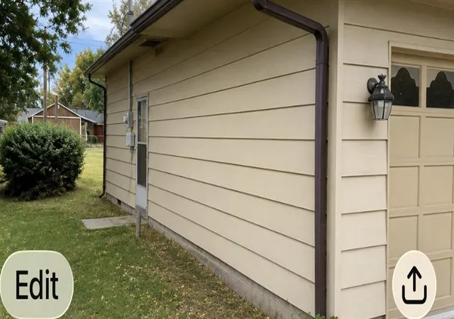 2nd image of 305 N Ohio St, Coffeyville, KS 67337 | MLS# 2637417
