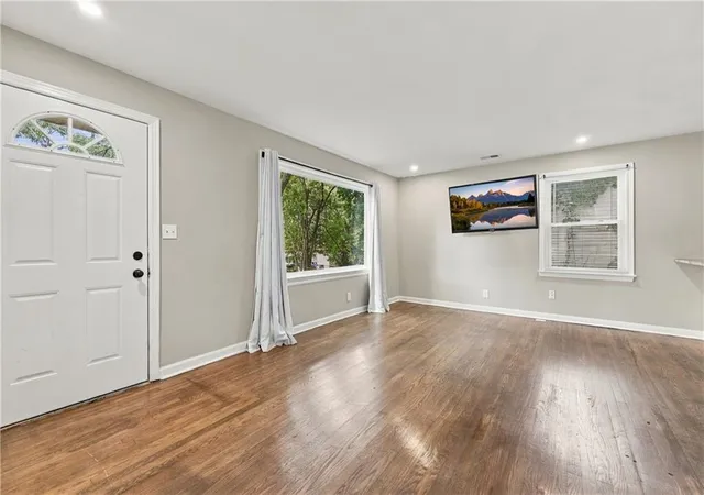 Photo 2 of Single family home for sale at 5309 Skiles Ave, Kansas City, MO 64129 | MLS# 2637429 | Listing updated on 2026-09-24