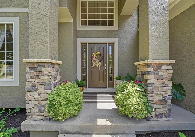 2nd image of 16181 S Brookfield St, Olathe, KS 66062 | MLS# 2637437