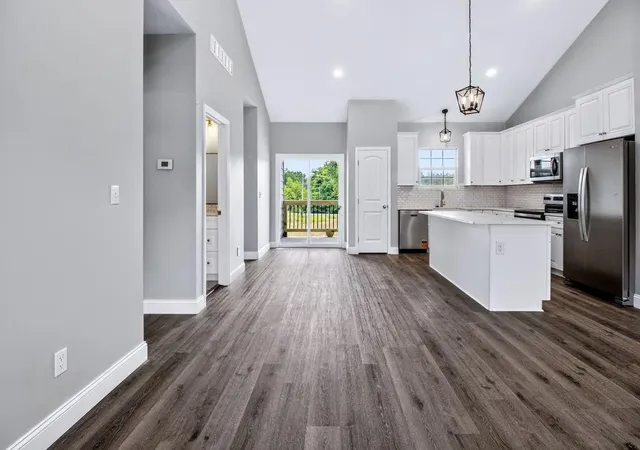 Photo 4 of Single family home for sale at 48 SW 160th Road, Warrensburg, MO 64093 | MLS# 2637447 | Listing updated on 2026-08-31