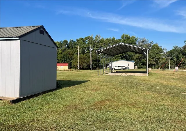 21st image of 2 S Eagle Ln, Mound City, KS 66056 | MLS# 2637454