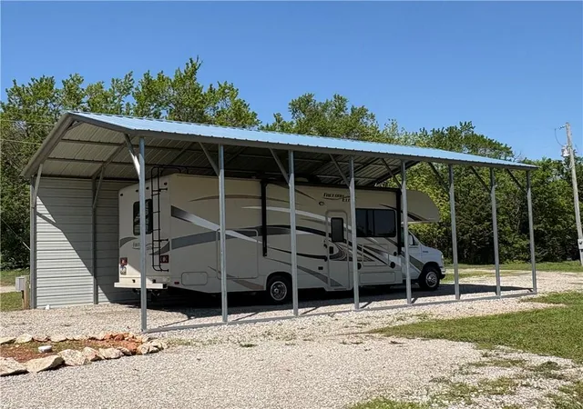 3rd image of 2 S Eagle Ln, Mound City, KS 66056 | MLS# 2637454
