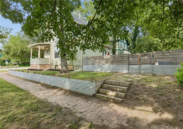 Photo 4 of Single family home for sale at 545 Tennessee St, Lawrence, KS 66044 | MLS# 2637468 | Listing updated on 2026-10-08