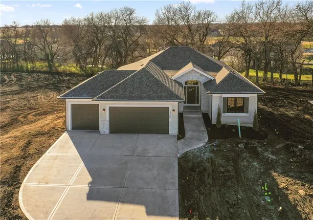 5th image of 25381 W 149Th Ter, Olathe, KS 66061 | MLS# 2637474