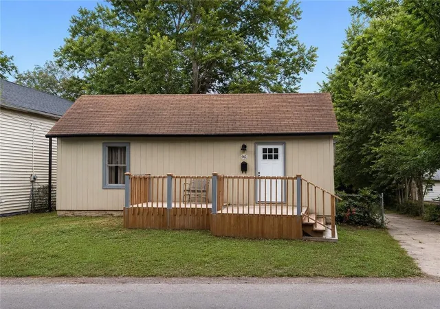 1st image of 912 S Osage St, Independence, MO 64050 | MLS# 2637485
