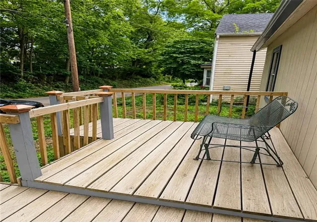 4th image of 912 S Osage St, Independence, MO 64050 | MLS# 2637485