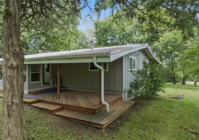Photo 2 of Single family home for sale at 978 E 1587 Rd, Lawrence, KS 66046 | MLS# 2637487 | Listing updated on 2026-09-12