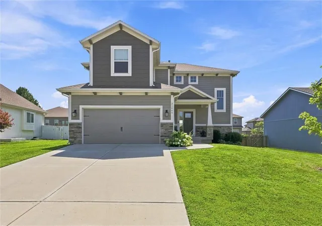 Photo 3 of Sale Pending at 31445 W 85th Street, De Soto, KS 66018 | MLS# 2637489 | Listing updated on 2026-09-06