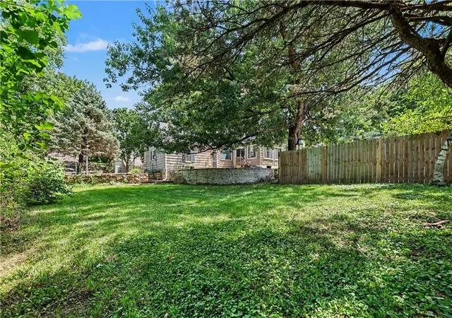30th image of 6720 Floyd St, Overland Park, KS 66204 | MLS# 2637493