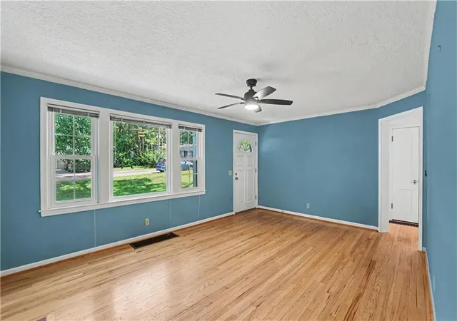 4th image of 6720 Floyd St, Overland Park, KS 66204 | MLS# 2637493