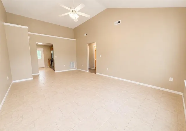 Photo 4 of House for sale at 610 W B Market St, Warrensburg, MO 64093 | MLS# 2637494 | Listing updated on 2026-08-19