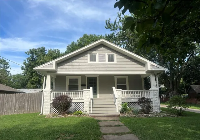 1st image of 505 S 2nd St, Odessa, MO 64076 | MLS# 2637504
