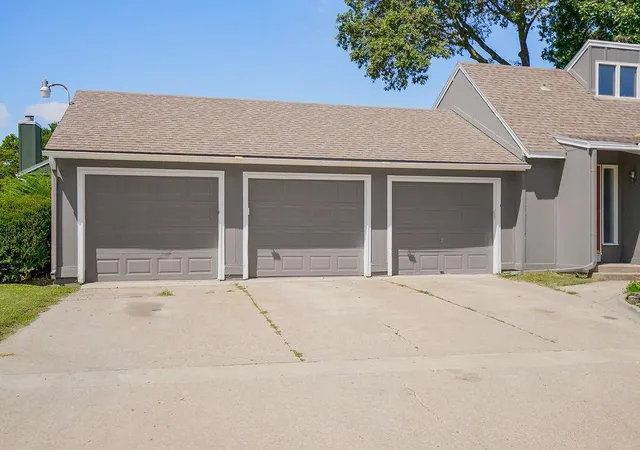 Photo 30 of Townhouse for sale at 1028 Nw 70th Court, Kansas City, MO 64118 | MLS# 2637513 | Listing updated on 2026-09-03
