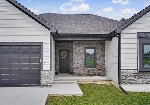 5th image of 1613 S Ash Ct, Ottawa, KS 66067 | MLS# 2637514