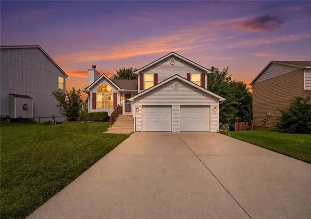1st image of 11108 N Ditman Ave, Kansas City, MO 64157 | MLS# 2637541