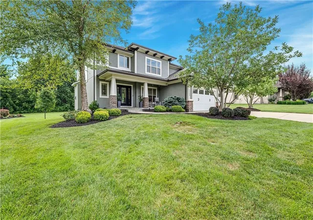 1st image of 15209 King St, Overland Park, KS 66221 | MLS# 2637554