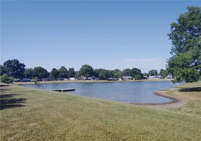 2nd image of 82 N Linn Valley Dr, Linn Valley, KS 66040 | MLS# 2637558