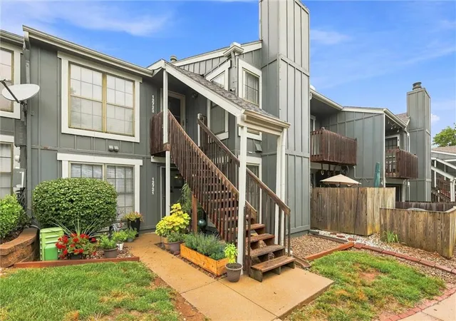 1st image of 12723 W 110th Ter, Overland Park, KS 66210 | MLS# 2637560