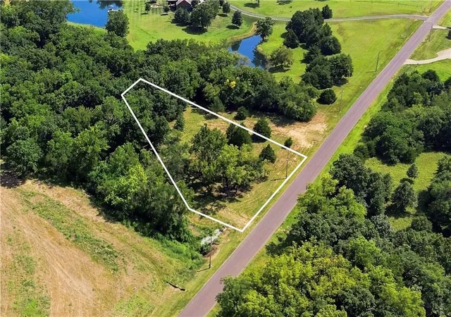 Photo 2 of Land for sale at Lot 6 178th Street, Tonganoxie, KS 66086 | MLS# 2637565 | Listing updated on 2026-09-28