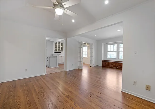 Photo 4 of Single family home for sale at 5902 Noland Rd, Shawnee, KS 66216 | MLS# 2637566 | Listing updated on 2026-10-09