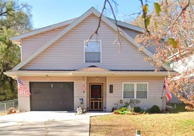 1st image of 1922 W 7th St, Leavenworth, KS 66048 | MLS# 2637568