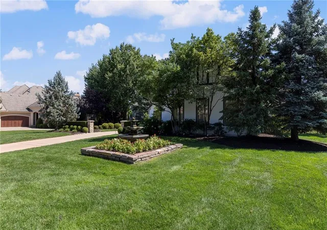 Photo 3 of Mansion for sale at 3849 W 139th Terrace, Overland Park, KS 66224 | MLS# 2637571 | Listing updated on 2026-08-19