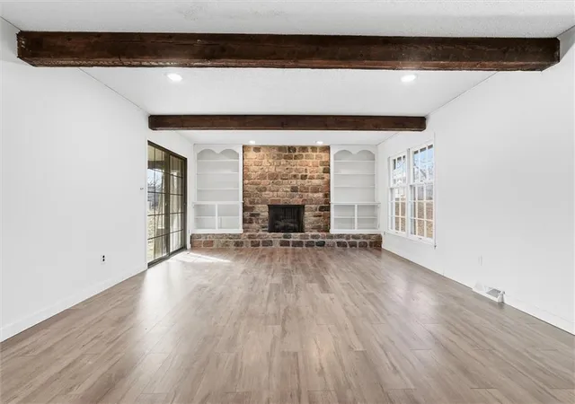 5th image of 1038 N Woodland Ct, Kansas City, MO 64118 | MLS# 2637578